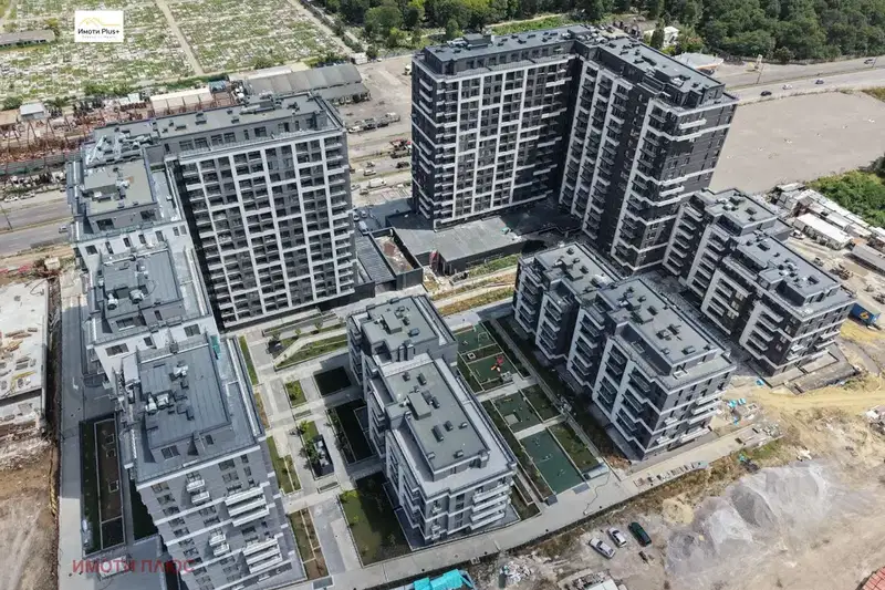 3-bedroom apartment in Sofiya, Serdika