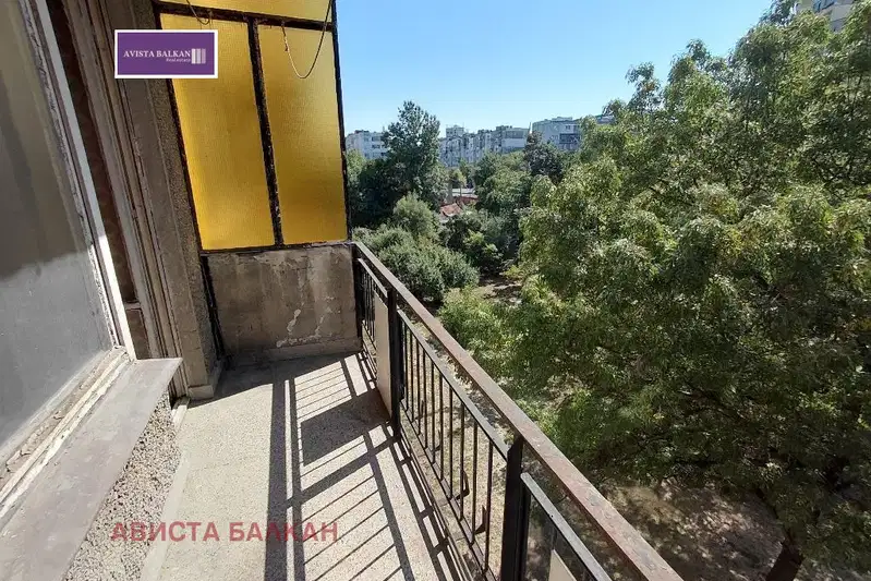 3-bedroom apartment in Sofiya, Serdika