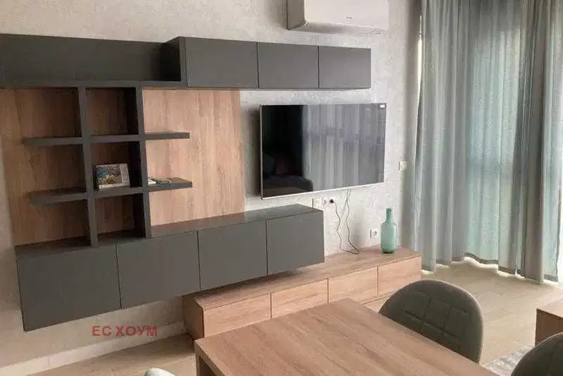 Two-room apartment in Serdika with parking space and luxury furnishings
