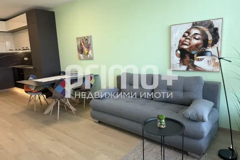 Тристаен апартамент с паркинг в ж.к. Сердика, София