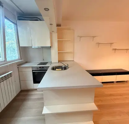 Photo 3 — Two-room apartment in Slatina with east aspect