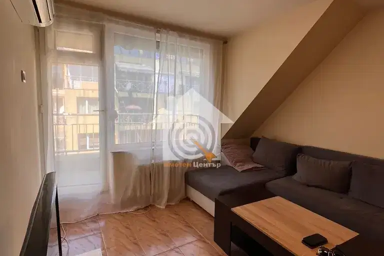 3-bedroom apartment in Sofia, Slaviya