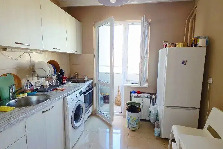 3-bedroom apartment in Sofiya, Strelbishte