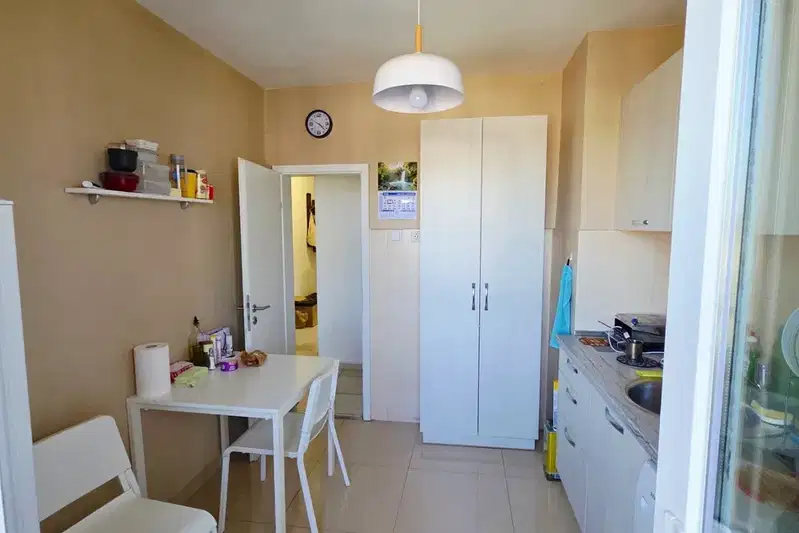 3-bedroom apartment in Sofiya, Strelbishte