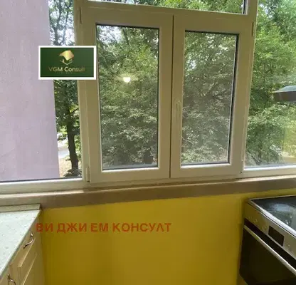 Снимка 3 — Тристаен апартамент в Стрелбище с усвоена тераса