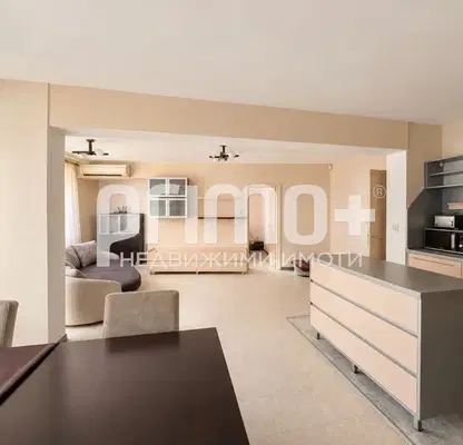 Photo 3 — Spacious 3-room apartment in Strelbishte with two terraces