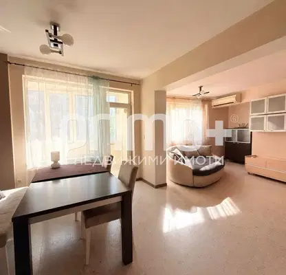 Photo 5 — Spacious 3-room apartment in Strelbishte with two terraces