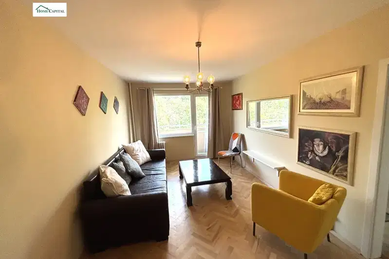 Three-room apartment with view of Yuzhen Park in Strelbishte