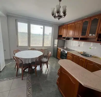Photo 4 — Three-room apartment with terrace in Strelbishte near Yuzhen Park