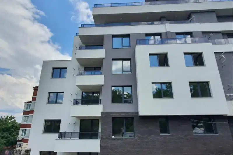 3-bedroom apartment in Sofiya, Studentski Grad