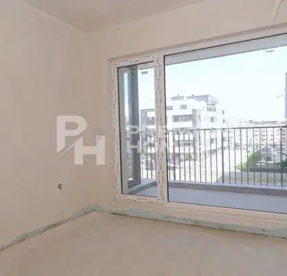 Photo 5 — Three-room apartment in Studentski Grad with included basement
