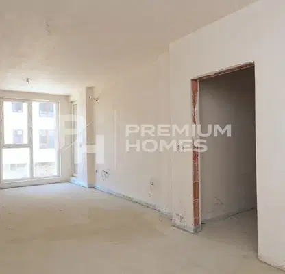 Photo 3 — Three-room apartment in Studentski Grad with included basement