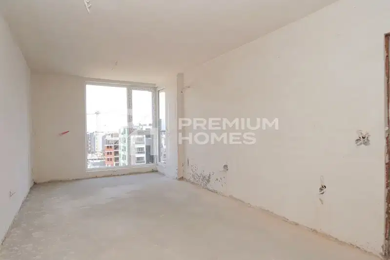 Three-room apartment in Studentski Grad with included basement