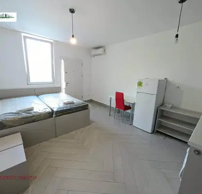 Photo 4 — One-room apartment in Studentski Grad with video surveillance