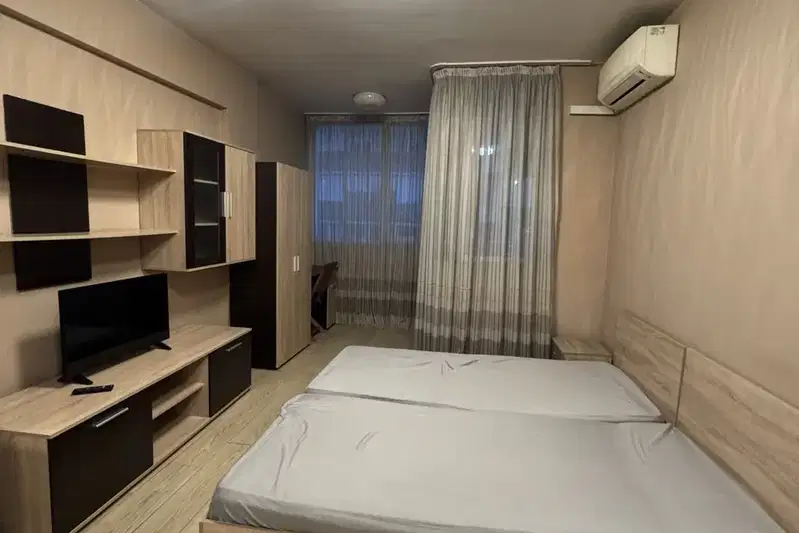One-room apartment in Studentski Grad, Sofia, on the 4th floor