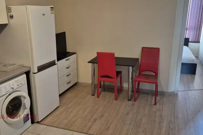 South 2-room apartment in Studentski Grad with balcony