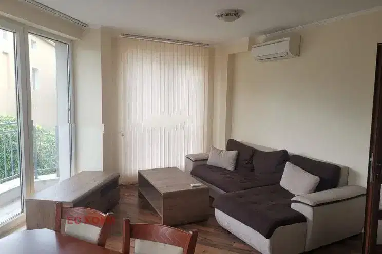 Two-room apartment in Studentski Grad with amenities and location
