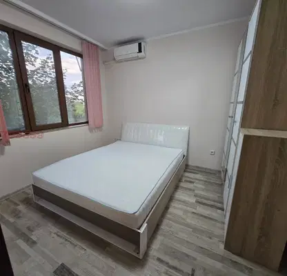 Photo 3 — Three-room apartment in Studentski Grad with parking space option