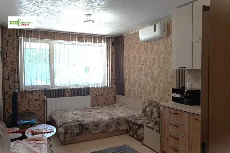One-room apartment in Suhata reka with south aspect