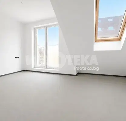 Photo 3 — Three-room penthouse with terrace in Sukha reka, Sofia
