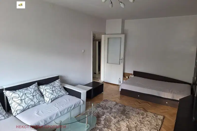 Two-room apartment in Sukha reka, Sofia, on the third floor