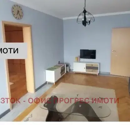 Photo 2 — 3-room apartment in Suhata reka with view of Gerena stadium