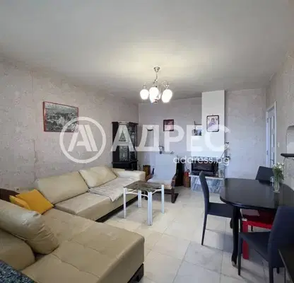 Photo 3 — South-facing 2-room apartment with enclosed terrace in Sveta Troitsa, Sofia
