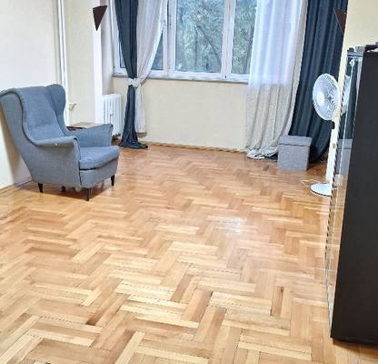 Снимка 3 — Тристаен апартамент с 3 тераси в Света Троица, София