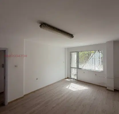 Photo 2 — Three-room apartment with terrace in Sveta Troitsa, Sofia