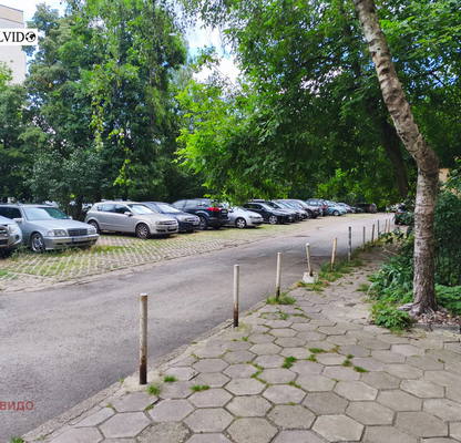 Снимка 2 — Едностаен апартамент в Света Троица, София с асансьор
