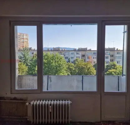 Снимка 2 — Двустаен апартамент в Толстой с две тераси, София