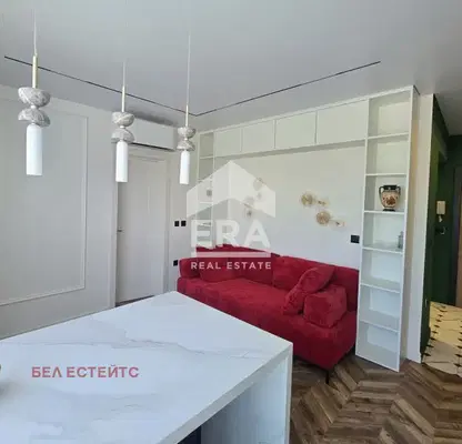 Снимка 4 — Двустаен апартамент с тераса в кв. Витоша, София
