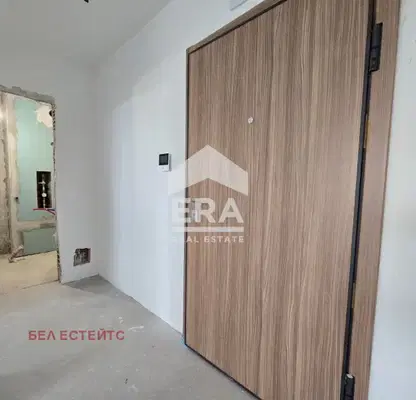 Снимка 4 — Двустаен апартамент с тераса в кв. Витоша, София