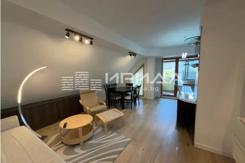 Two-room apartment 76 sq m in Vitosha district, Sofia, sixth floor
