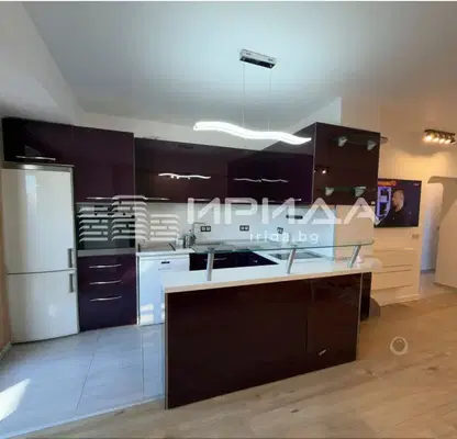 Photo 2 — Two-room apartment 76 sq m in Vitosha district, Sofia, sixth floor