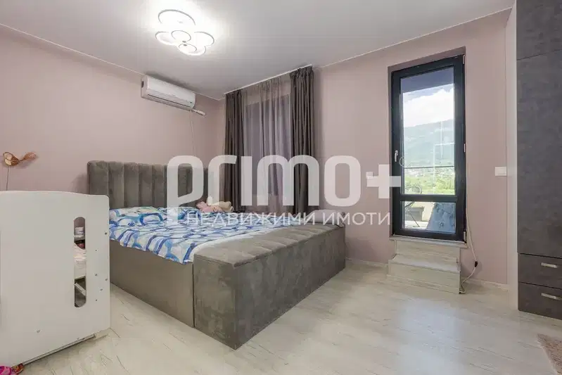 3-bedroom apartment in Sofiya, Vitosha