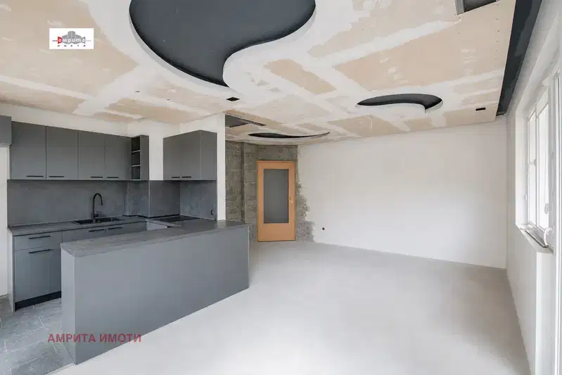 Three-room apartment with two terraces in Vitosha district, Sofia