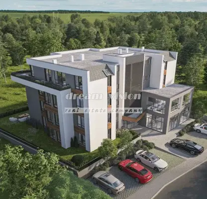 Снимка 2 — Тристаен апартамент с тераса в кв. Витоша, София