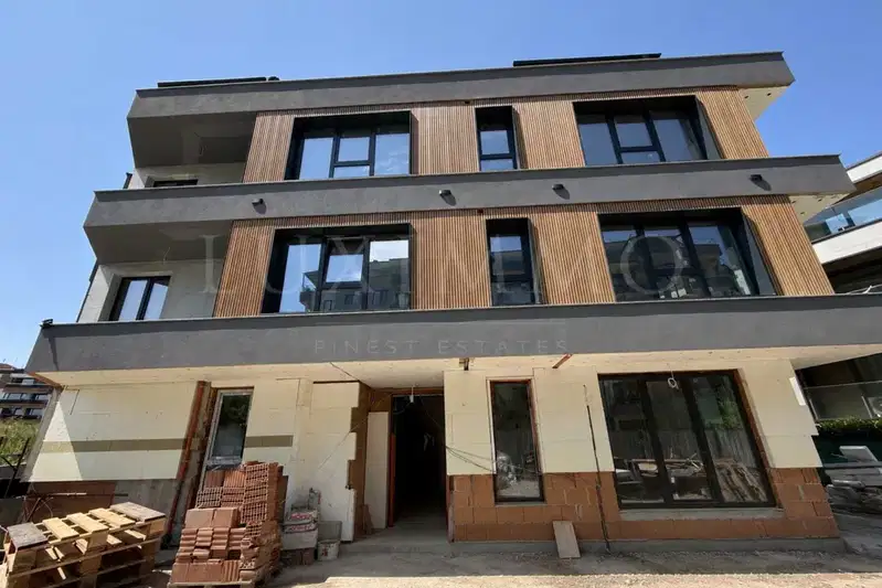 Three-room apartment with terraces and panoramic view in Vitosha