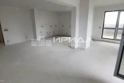 Spacious 4-room apartment with large terrace in Vitosha, Sofia