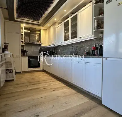 Photo 5 — Spacious 4-room maisonette with Vitosha view in Vitosha district
