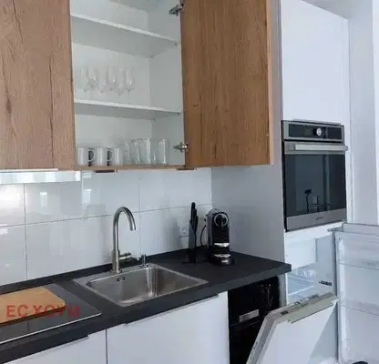Photo 4 — Two-room apartment on 3rd floor in Vitosha district, Sofia