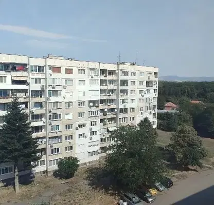 Снимка 4 — Тристаен апартамент с три тераси във Връбница 2, София