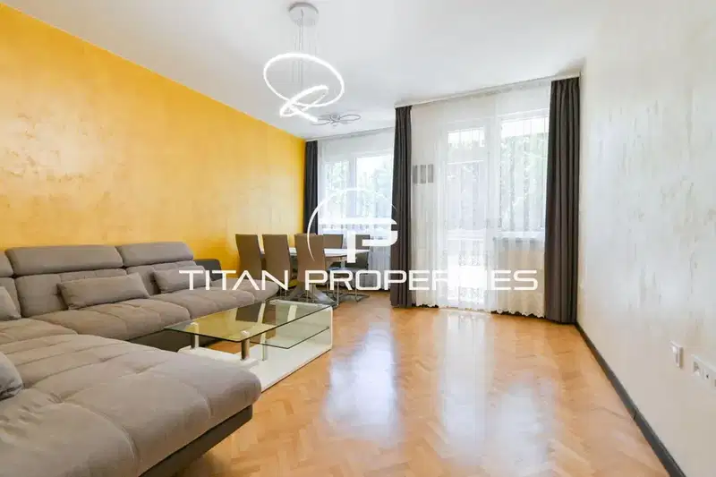 Three-room apartment with balcony in Yavorov, Sofia