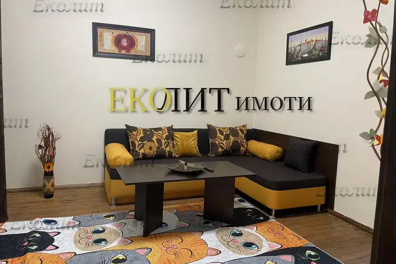 Четиристаен апартамент с паркомясто в Яворов, София