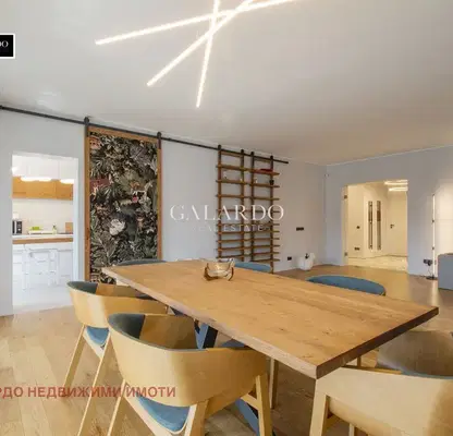 Photo 2 — Spacious 4-room apartment in Yavorov with two terraces