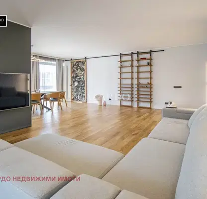 Photo 3 — Spacious 4-room apartment in Yavorov with two terraces