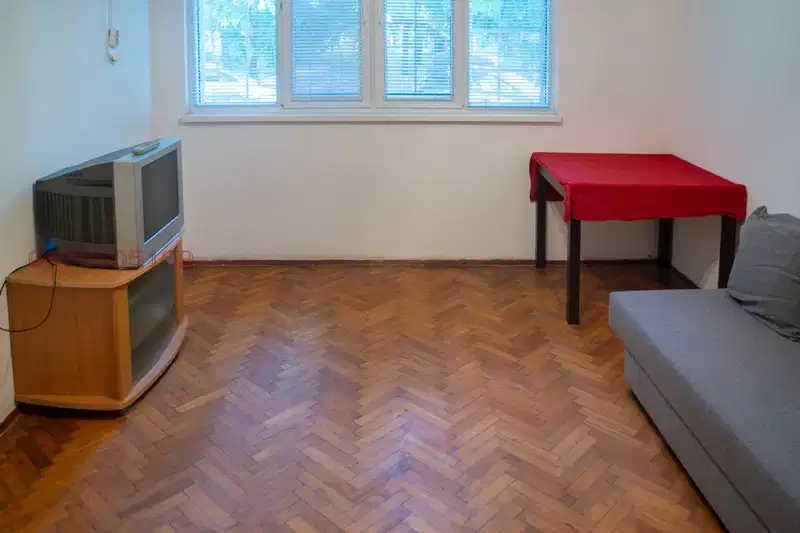 Two-room apartment near Zapaden Park, with basement in Sofia