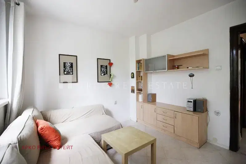 Two-room apartment with terrace near Zapaden Park in Sofia