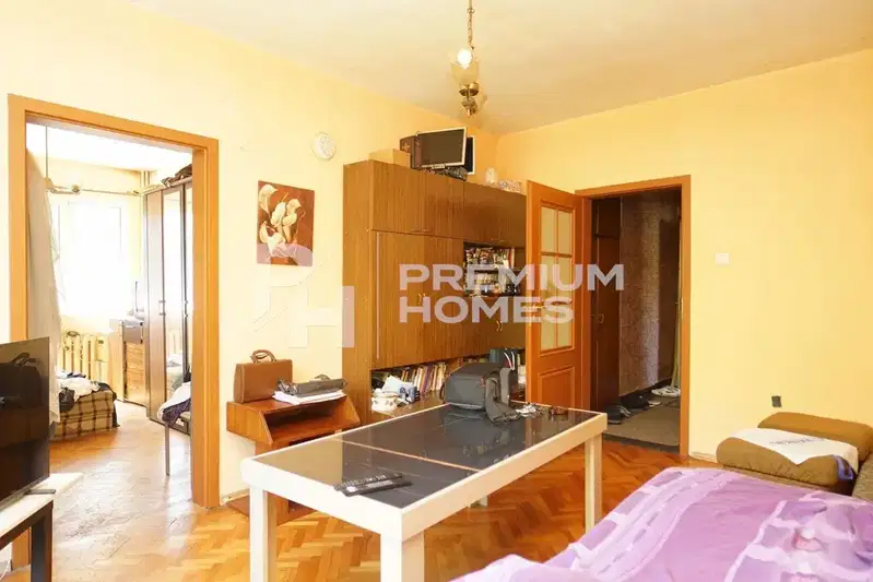 3-bedroom apartment in Sofiya, Zapaden Park